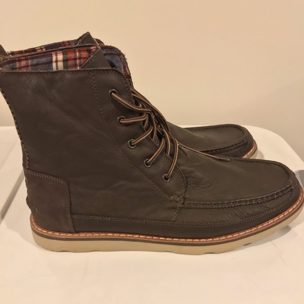 TOMS FULL GRAIN LEATHER MEN'S SEARCHER BOOTS